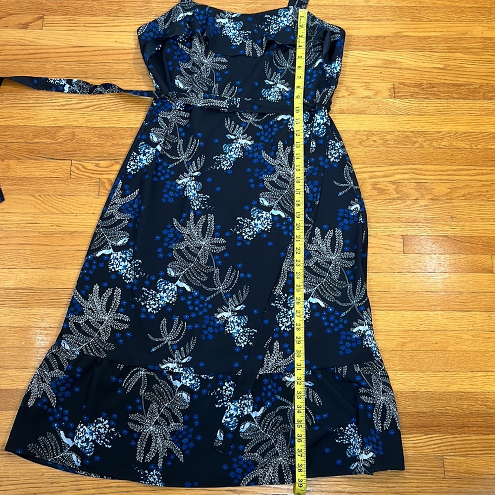 Navy Blue Banana Republic Floral Dress - Picture 6 of 10